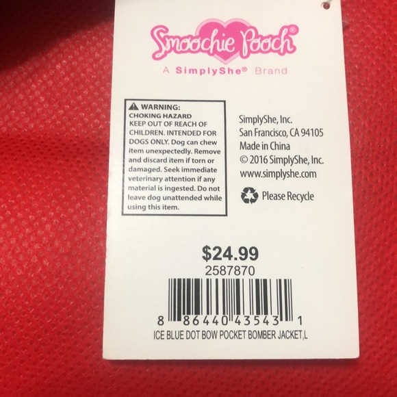 Very warm dog jacket w/top zipper and tags never been worn - Picture 3 of 3